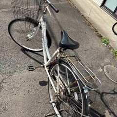（その他30）自転車 ママチャリ 空気入れ付き　※受け渡し予定者確定※の画像