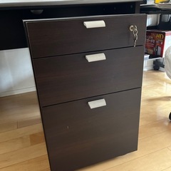 【無料】パソコンデスク120cm＋ワゴン　本八幡　引き取りの画像