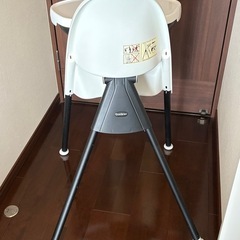 ベビービョルン  ハイチェア　廃盤品
の画像