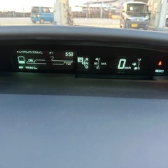 トヨタプリウス　車検令和9年10月　距離99000キロ　グレードGの画像