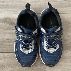 子供のくつ　瞬足18.5センチ　幅3Eの画像