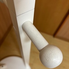 【ハンガーラック付】回転式スタンドミラー の画像