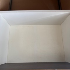 3月末まで　食器棚の画像