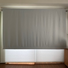 暗幕　スクリーン　室内物干竿2本の画像