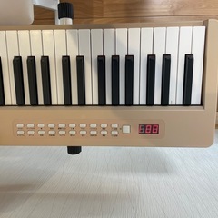 電子ピアノの画像