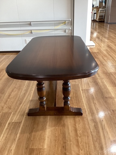 カリモクーコロニアルダイニングテーブル【町田市再生家具】253769