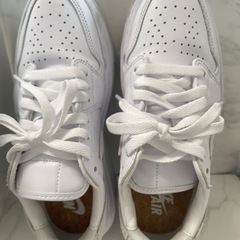 【美品：半額以下】NIKE(ナイキ） スニーカーの画像