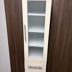 白い長タンス(180✖️30)の画像