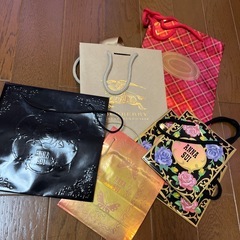 ブランド紙袋の画像