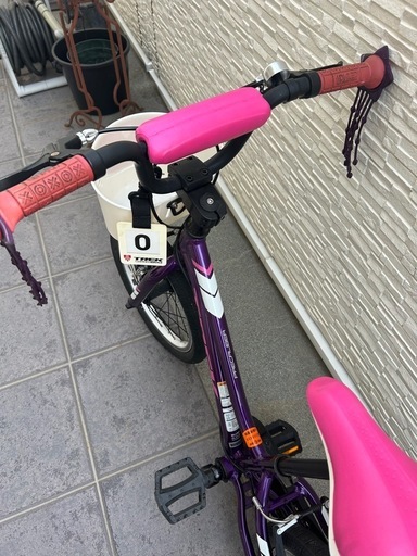 TREK　キッズバイク　補助輪付き