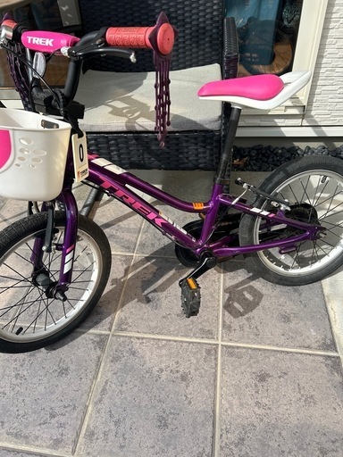 TREK　キッズバイク　補助輪付き