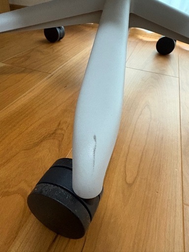 カリモク　ボナシェルタ&ハーマンミラー　セールチェア