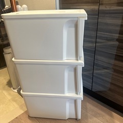 収納ボックスの画像