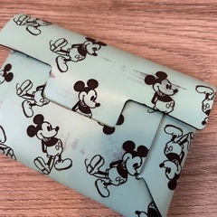 ミッキーマウス　カードケースの画像