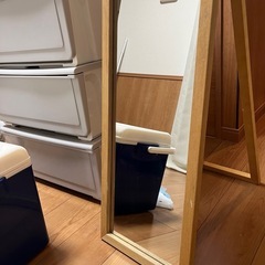 テレビ、炊飯器、服のだんす、クーラーボックス、全身鏡まとめて引き渡しの画像