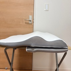 ニトリ　肩・首・背中も支える枕の画像