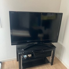 テレビ　42 テレビ台付きの画像