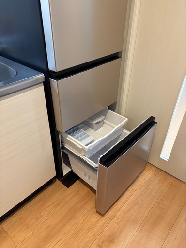 HITACHI 2023年製 
冷蔵庫