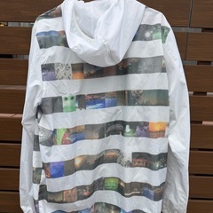 adidas ナイロンパーカーの画像