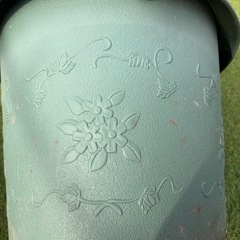 ①プラ植木鉢グリーン色　果樹　樹木等の画像