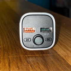 FMトランスミッターBluetooth充電の画像