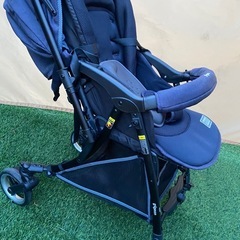 ピジョンベイシスベビーカーの画像