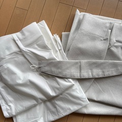 ニトリ　カーテン4枚組
の画像