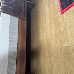 ベッドフレームの画像