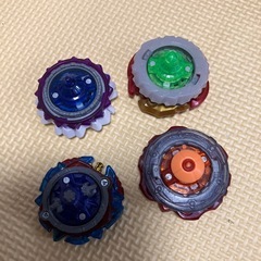 無料　ベイブレードバースト　4個セットの画像