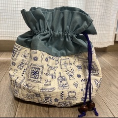 新品未使用★青系×白 楕円形底パッチワークリバーシブル巾着袋の画像