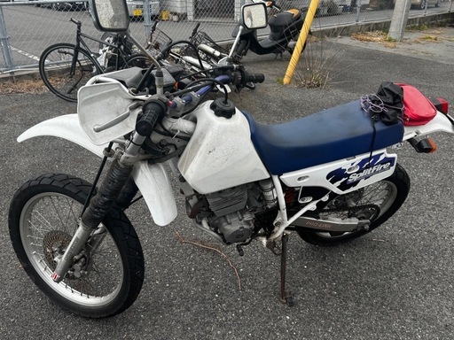 バイク XR250BAJA