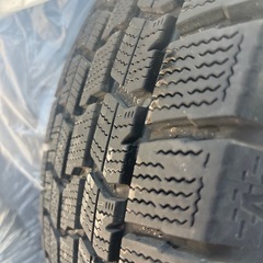 【早い者勝ち交渉あり】グッドイヤー(GOODYEAR) スタッドレス 215/60R16  ICE NAVI 7 タイヤホイール付き4本セット の画像