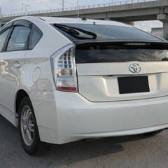 🚗【審査で断られた方へ】期間限定 新生活応援｜頭金0円リース🚙｜＜月々安い＞トヨタ　プリウス　修復歴なしの画像
