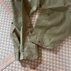 レディース
ユニクロパンツの画像