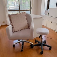 ネイルスツール・チェア・テーブル・サイドテーブルの画像