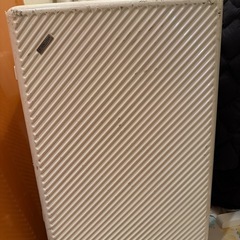 海外旅行キャリーケース1つ1000円の画像