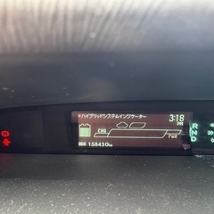 30プリウス後期Sの画像