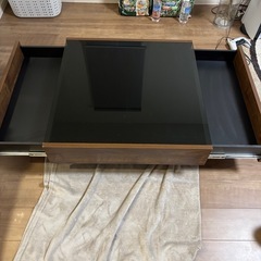 ガラステーブル　ローテーブル　引き出し付きの画像