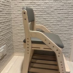 こども用学習チェアの画像