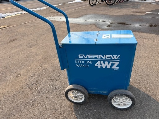 お話中　EVERNEW スーパーラインマーカー 4WZ エヴァニュー ライン引き 運動会 グラウンド整備 町内会 直線引き ラインカー