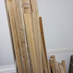 ベニヤ　22枚　棒木材(合計50本ほど)の画像
