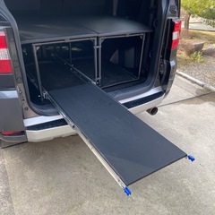 デリカD5 ベットキットの画像