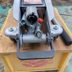 2トンジャッキ。。中古品の画像