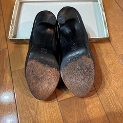 ブラック　本革　ハイヒールの画像