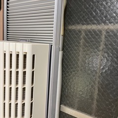 トヨトミ　窓用エアコン
の画像
