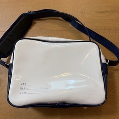 セントラル　スイミング　バッグ　スクール　の画像