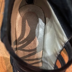 ブラック スエード 編み上げ　ハイヒールの画像