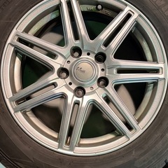 スタッドレスタイヤ　ホイールセットの画像