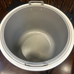 2016年製［超美品］タイガー ステンレス 電子ジャー 業務用 9.0L JHA-900A-STN 5升 保温ジャー 中古品 厨房機器 飲食店 店舗 の画像