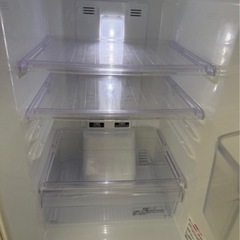 三菱冷蔵庫MR-P15A-S 年製2017 2ドア 146Lの画像